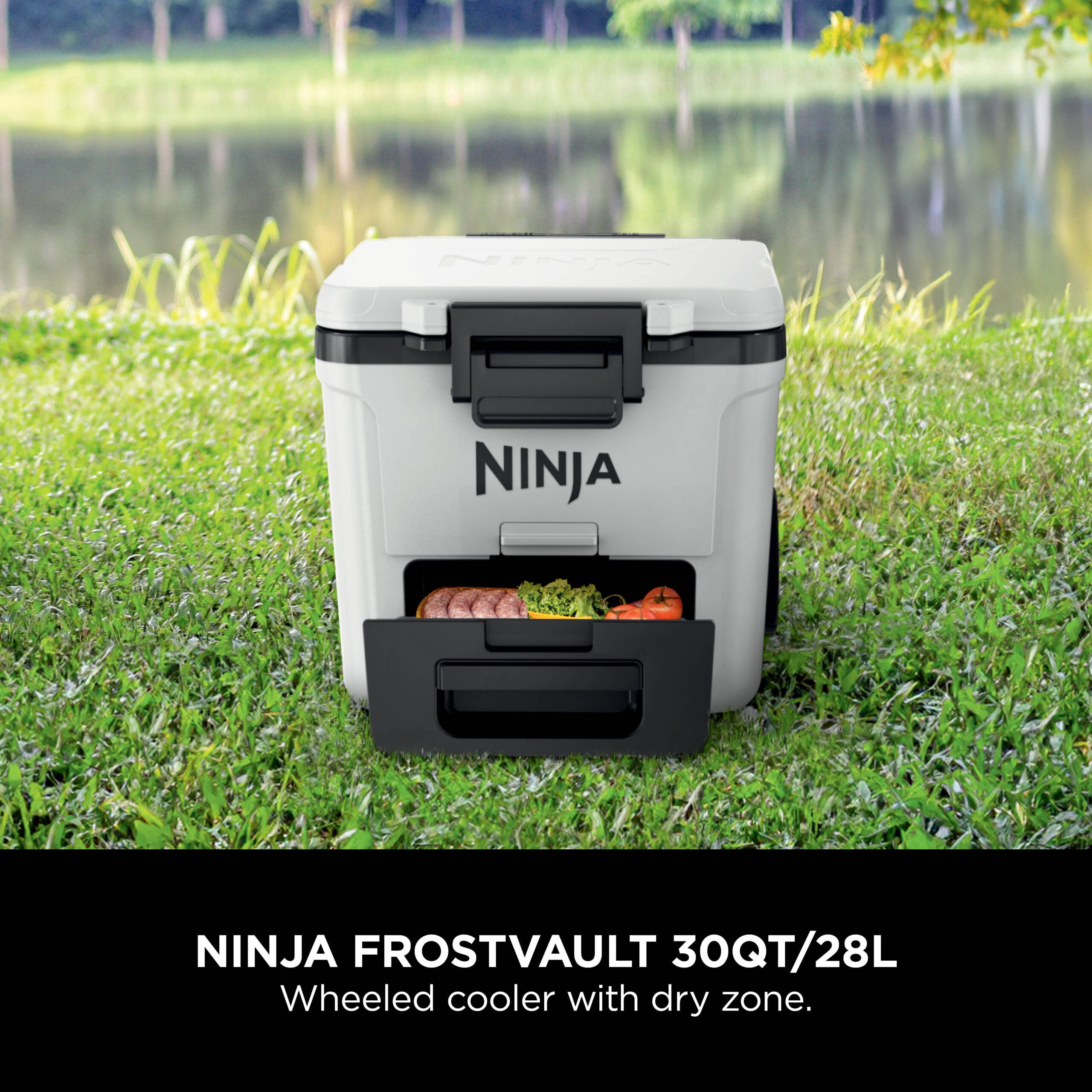 Ninja FB230EUWH Frost Vault Kolečkový chladicí box  – 28L – Bílá